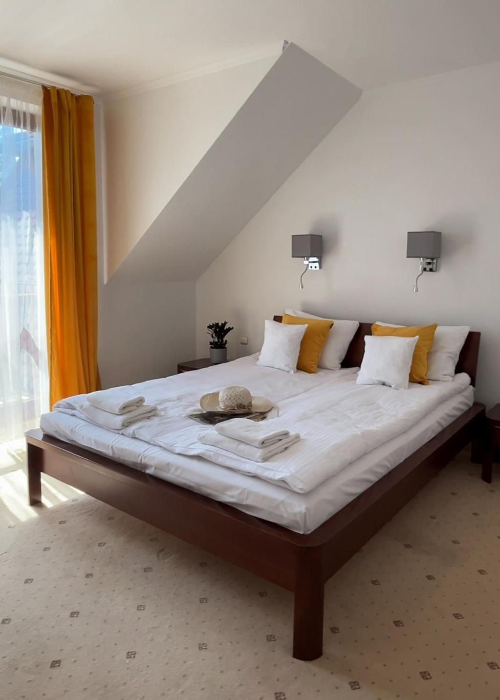 Hoff Wellness & Bed & Breakfast 3*